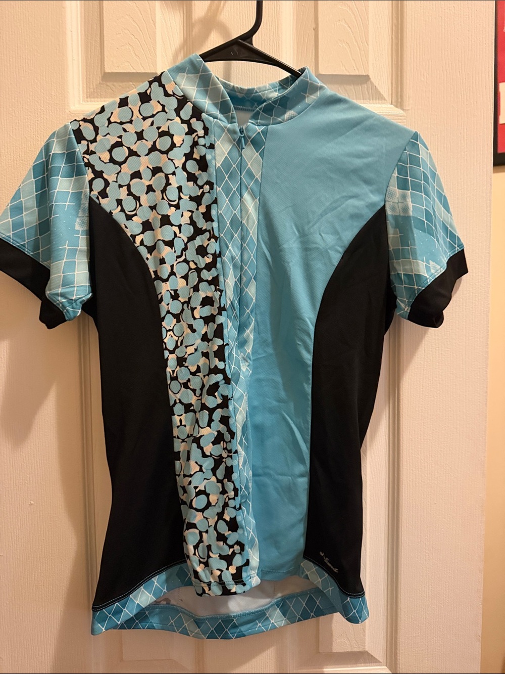WoMen's Blue & Black Short Sleeve Athletic Shirt